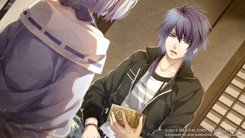 Akito and Nanami are talking about a beautifully crafted box