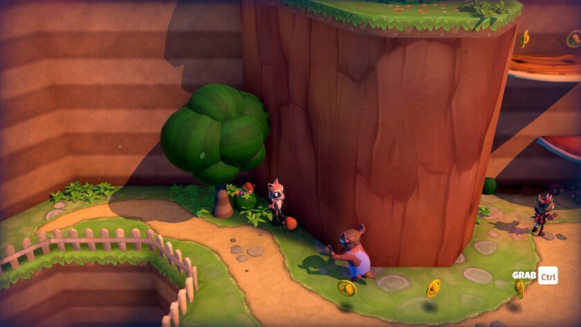 Raccoo Venture an enemy attacks