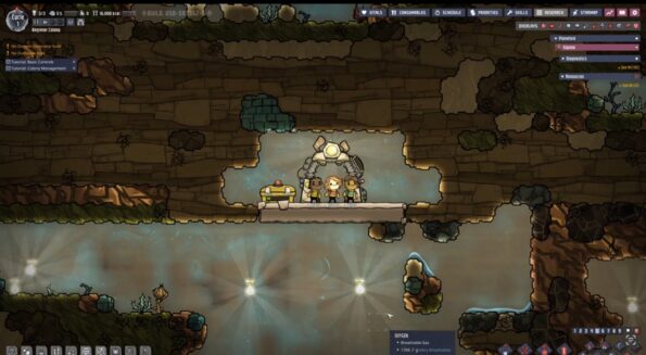 Oxygen Not Included Three victims, I mean Duplicants to begin with.