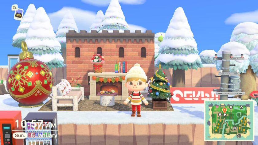 A scene from Animal Crossing New Horizons showing Christmas decorations.