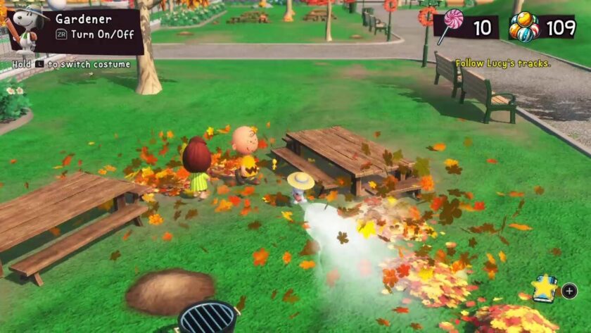 Snoopy with a leaf-blower, clearing away piles of dry leaves. Published on LadiesGamers